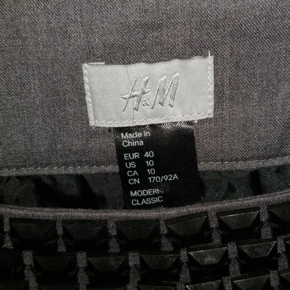 Dress - Picture 2 of 4